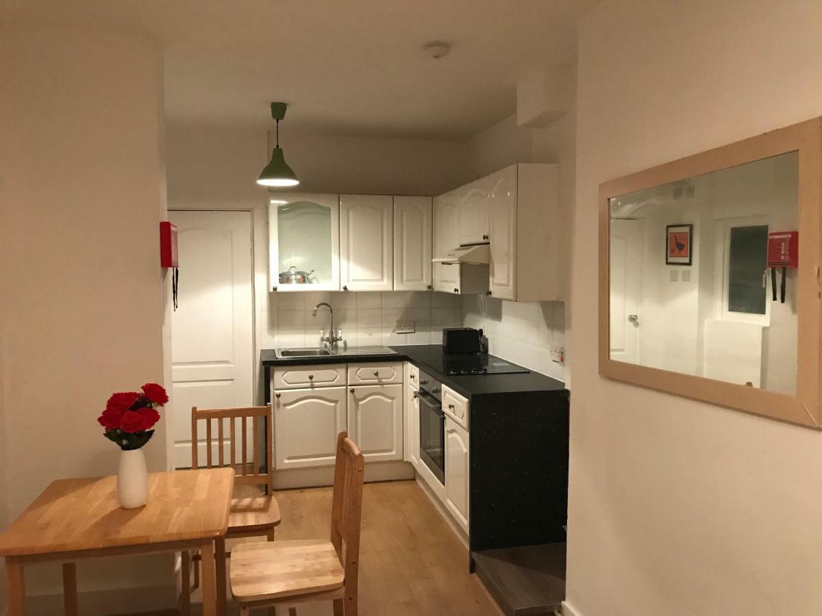 North London Studio Apartment Exteriör bild