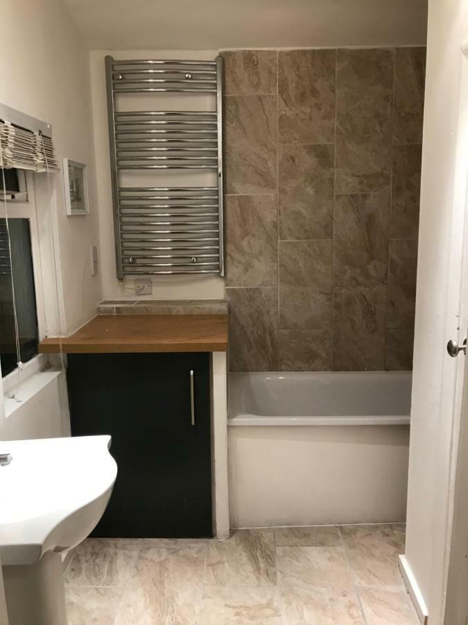 North London Studio Apartment Exteriör bild
