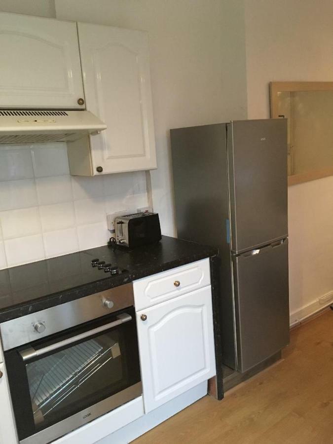 North London Studio Apartment Exteriör bild